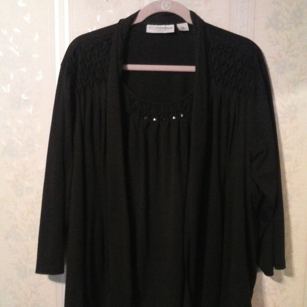 SAG HARBOR WOMEN'S BLACK 2-N-1 SILVER BEAD BLOUSE